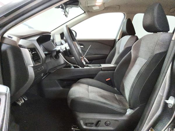 2022 NISSAN ROGUE SV — DENT