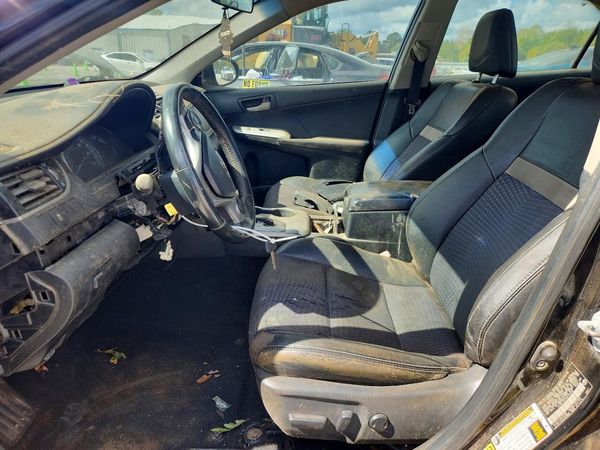2012 TOYOTA CAMRY — DENT