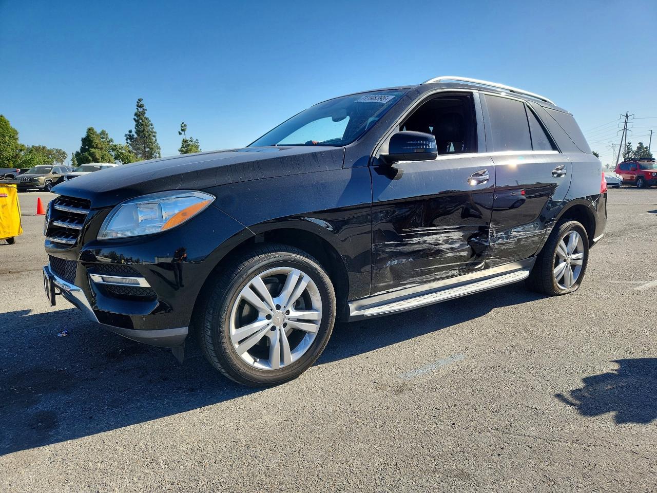 2013 MERCEDES-BENZ ML ML350 4-MATIC — Front 3/4