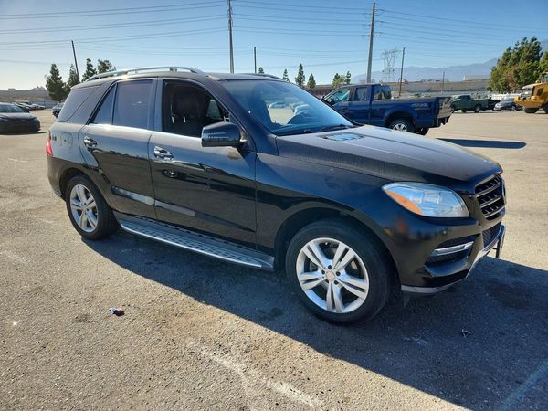 2013 MERCEDES-BENZ ML ML350 4-MATIC — Passenger 3/4