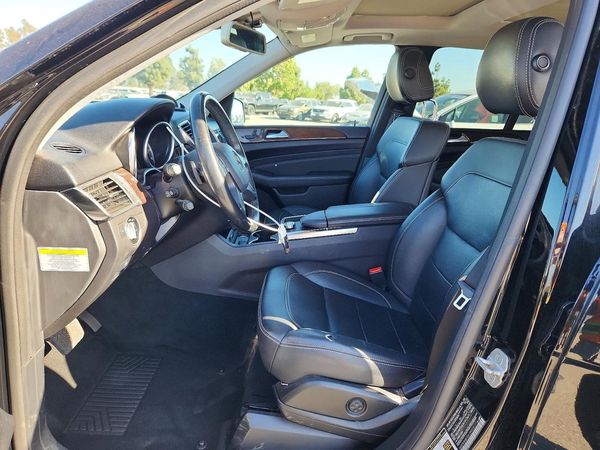 2013 MERCEDES-BENZ ML ML350 4-MATIC — DENT