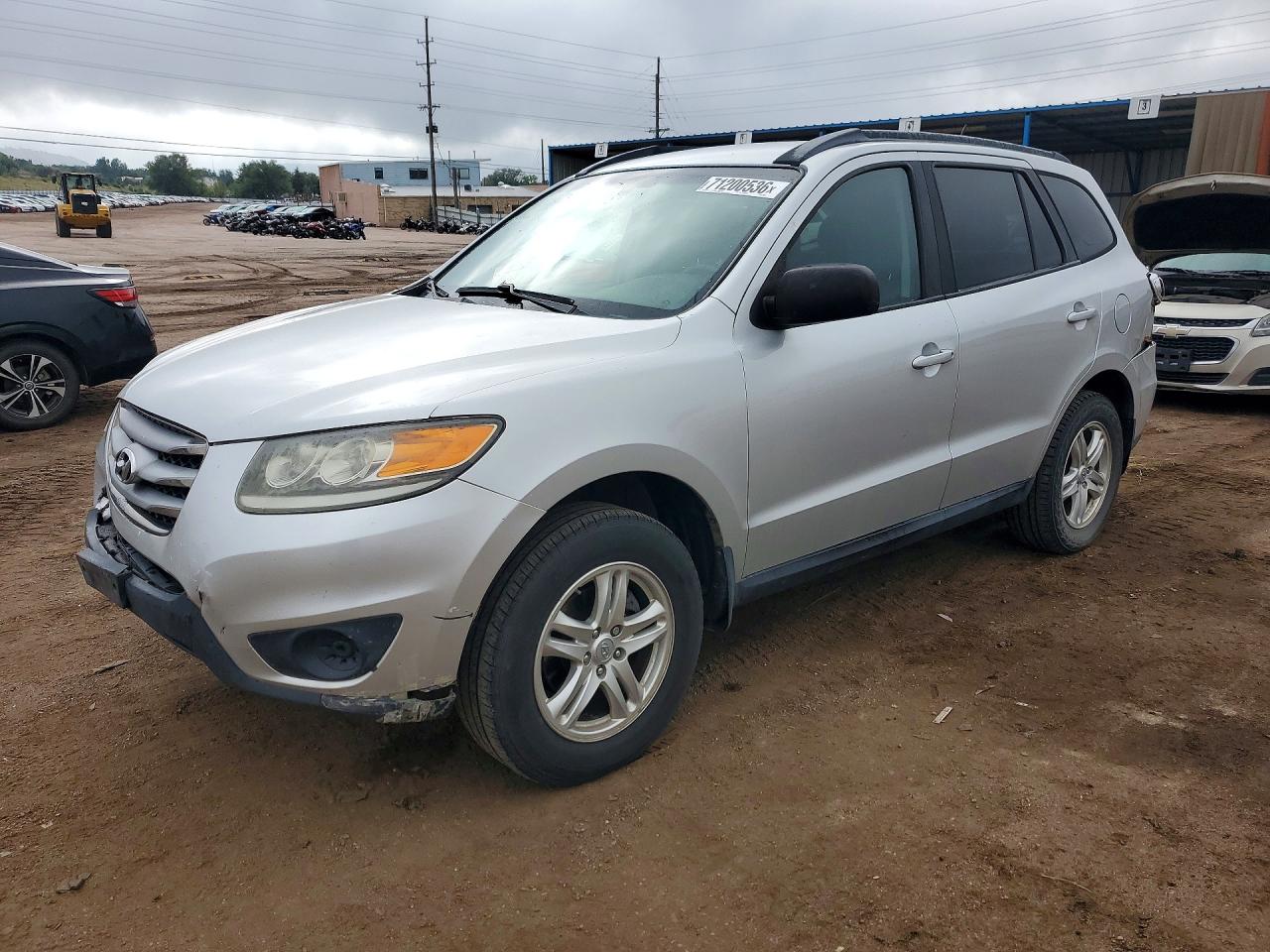 2012 HYUNDAI SANTA FE GL(Middle-low ) — Front 3/4