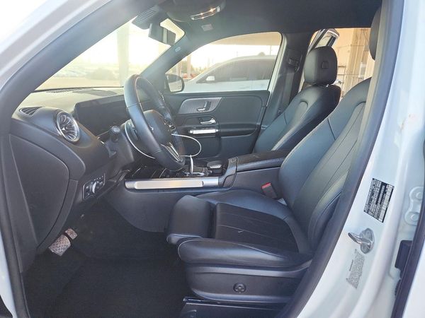 2022 MERCEDES-BENZ GLB GLB250 — DENT