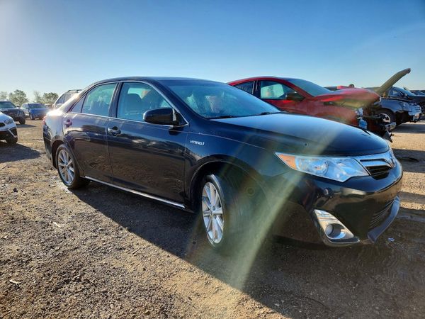 2012 TOYOTA CAMRY SOLA Hybrid — Passenger 3/4