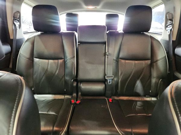 2017 INFINITI QX60 — SUVN