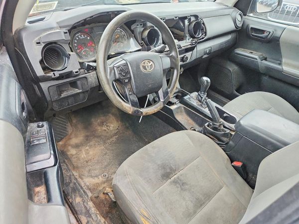 2017 TOYOTA TACOMA SR/SR5 — CKPT
