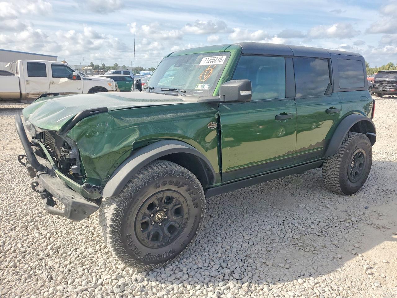 2024 FORD BRONCO Wildtrak — Front 3/4