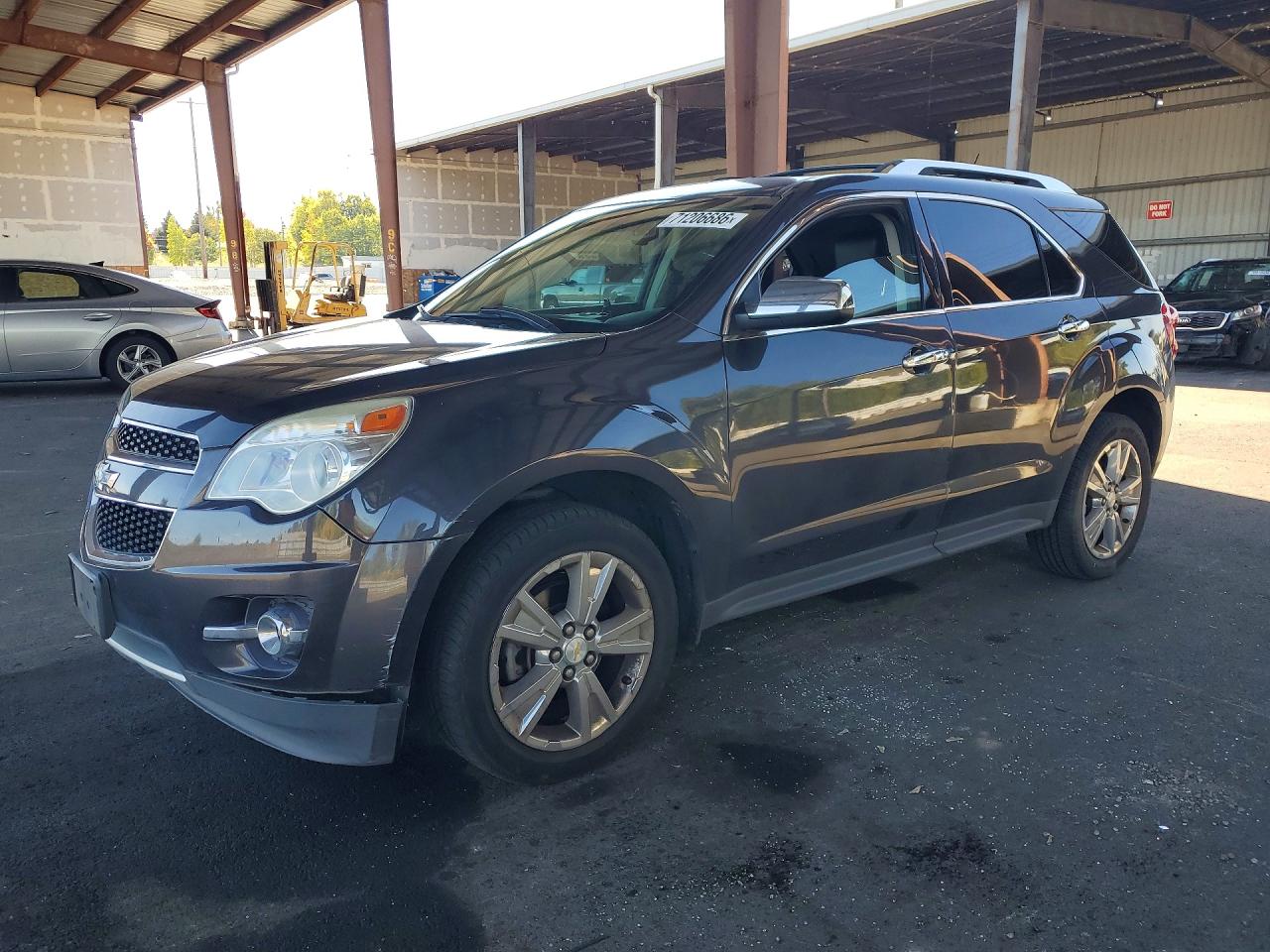 2013 CHEVROLET EQUINOX LTZ — Front 3/4