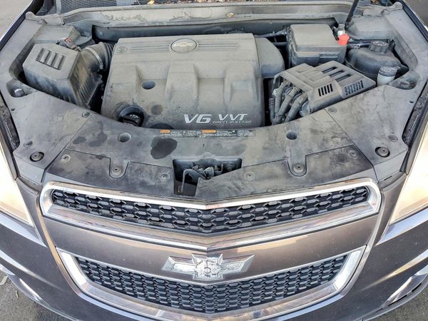 2013 CHEVROLET EQUINOX LTZ — Engine bay