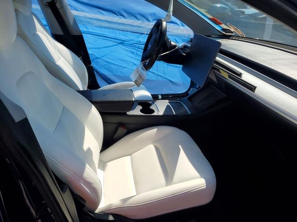 2021 TESLA MODEL 3 — DENT