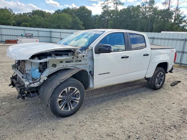 2022 CHEVROLET COLORADO Z71 — Front 3/4