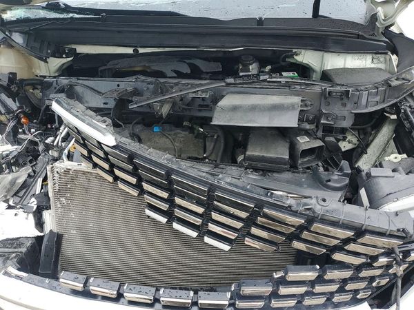 2022 KIA CARNIVAL SX, SX Prestige — Engine bay