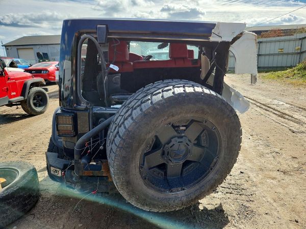 2015 JEEP WRANGLER Sahara — DIRR