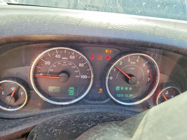 2015 JEEP WRANGLER Sahara — ODOM
