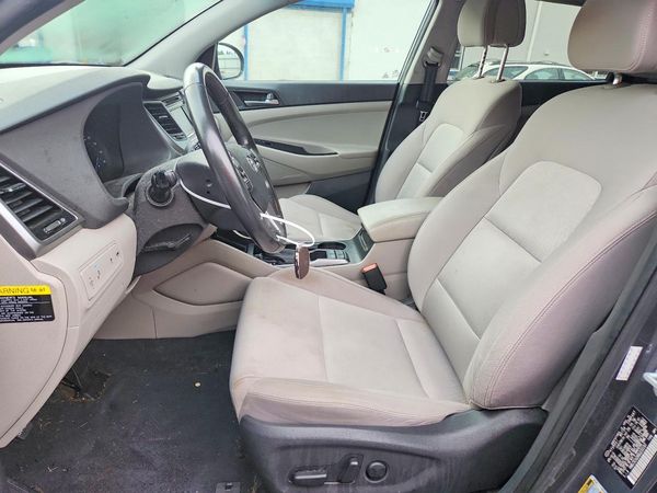 2016 HYUNDAI TUCSON — DENT