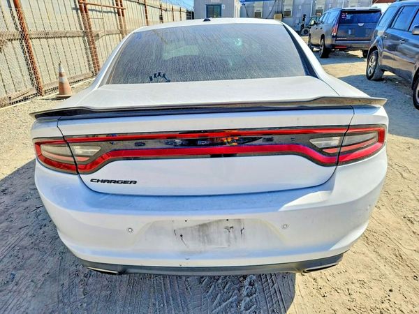 2015 DODGE CHARGER SE — DIRR
