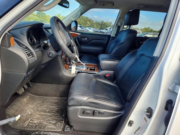 2019 INFINITI QX80 — DENT