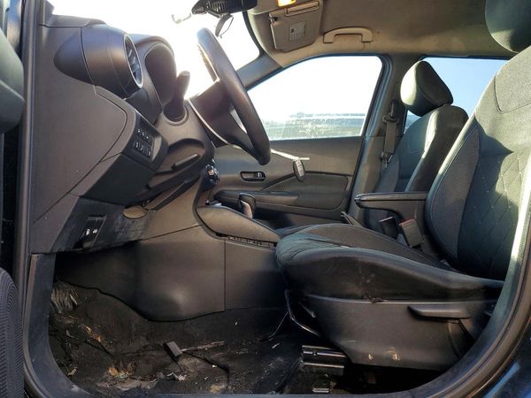 2020 NISSAN KICKS — DENT