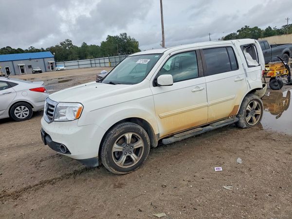 2015 HONDA PILOT SE — Front 3/4