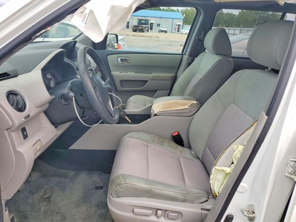2015 HONDA PILOT SE — DENT