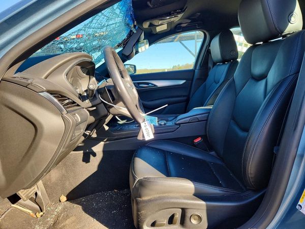 2024 CADILLAC CT5 Luxury — DENT