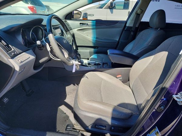 2013 HYUNDAI SONATA — DENT