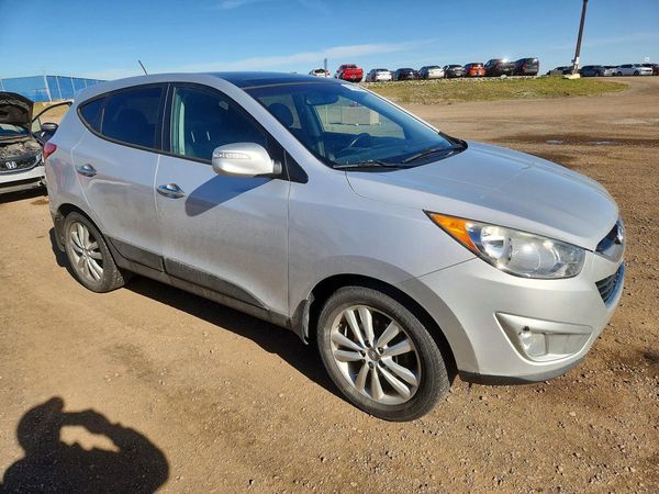 2012 HYUNDAI TUCSON GLS — Passenger 3/4