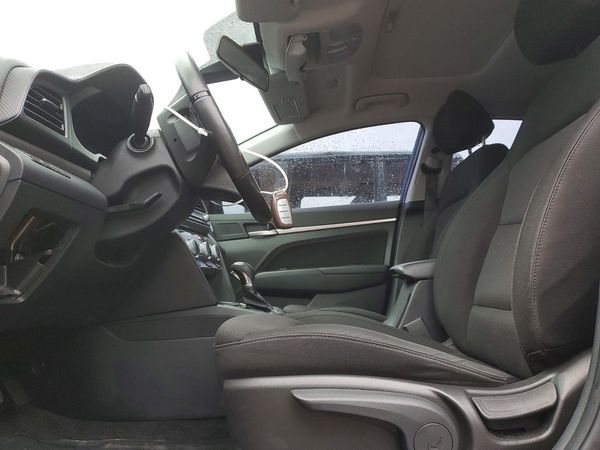 2020 HYUNDAI ELANTRA — DENT