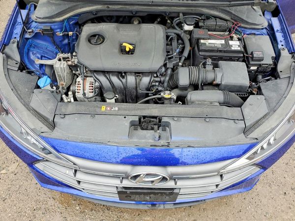 2020 HYUNDAI ELANTRA — Engine bay