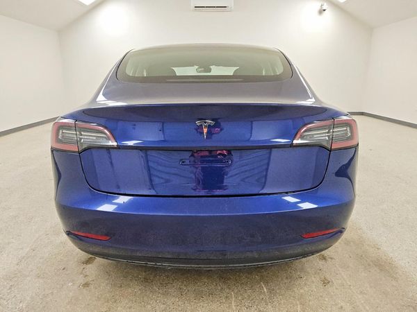 2022 TESLA MODEL 3 — DIRR