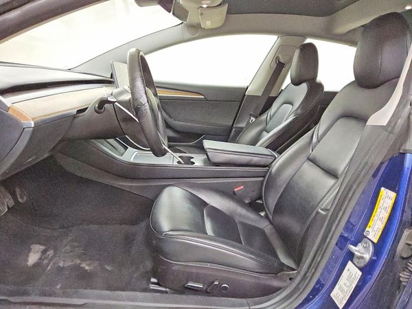 2022 TESLA MODEL 3 — DENT