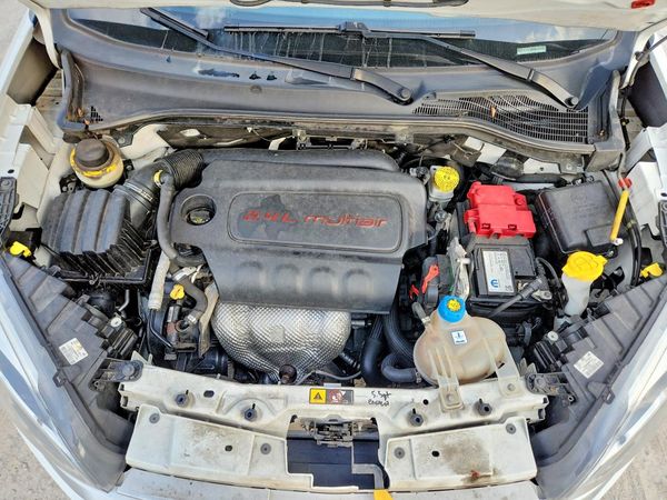 2022 RAM PROMASTER CITY Tradesman — Engine bay