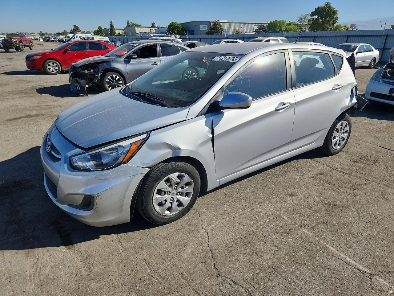 2017 HYUNDAI ACCENT SE Base — Front 3/4