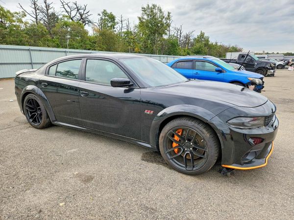 2017 DODGE CHARGER R/T 392 — Passenger 3/4