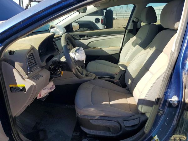 2017 HYUNDAI ELANTRA — DENT