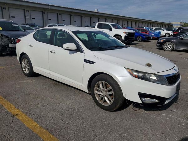 2013 KIA OPTIMA LX — Passenger 3/4