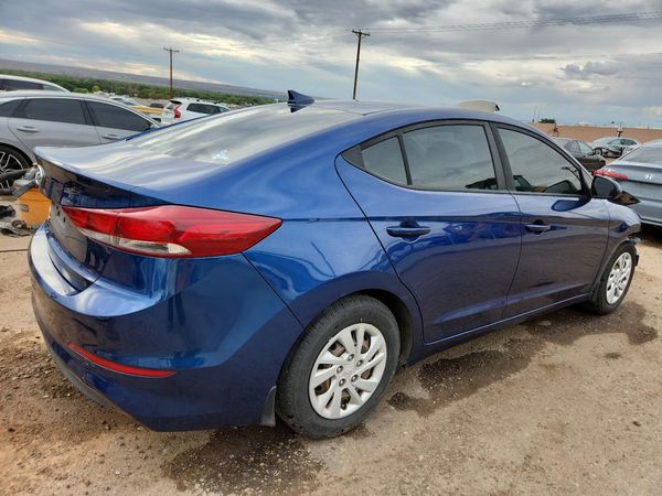 2017 HYUNDAI ELANTRA