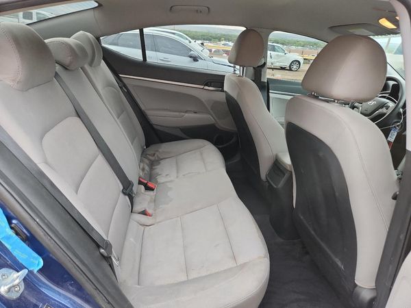 2017 HYUNDAI ELANTRA