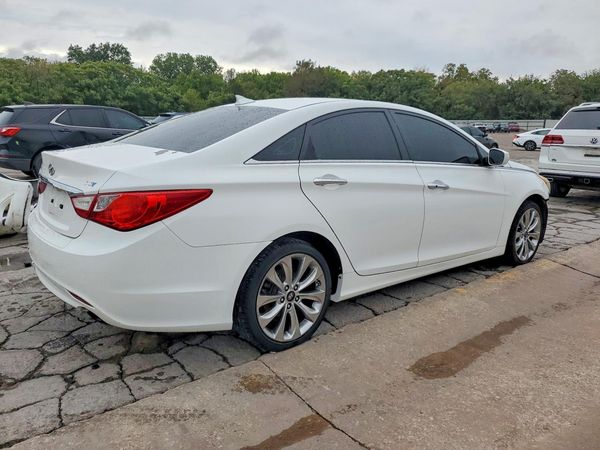 2012 HYUNDAI SONATA Middle level — PSRA