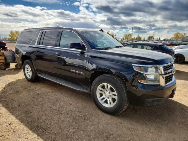 2016 CHEVROLET SUBURBAN LS — Passenger 3/4