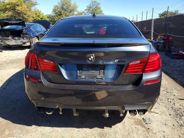 2013 BMW M5 — DIRR