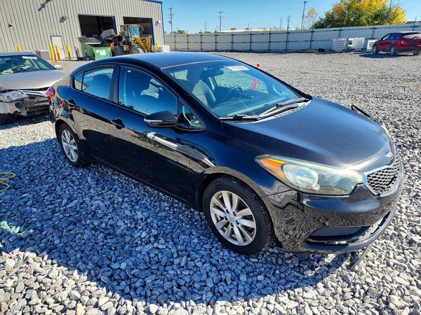 2016 KIA FORTE — Passenger 3/4