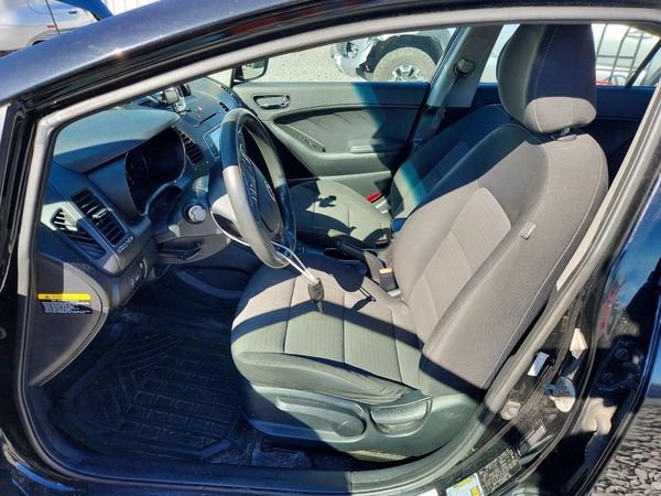 2016 KIA FORTE — DENT