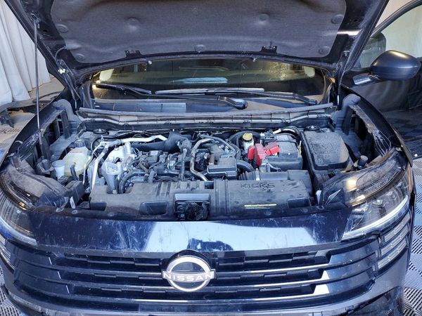 2025 NISSAN KICKS S — Engine bay