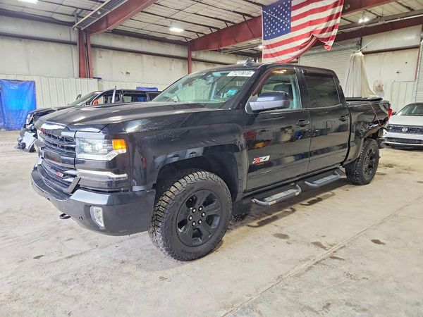 2018 CHEVROLET SILVERADO LTZ — Front 3/4