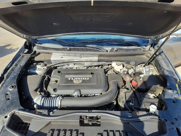 2025 CADILLAC XT4 — Engine bay