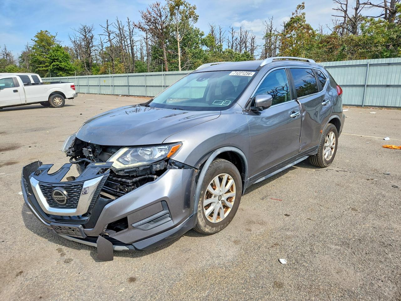 2020 NISSAN ROGUE — Front 3/4