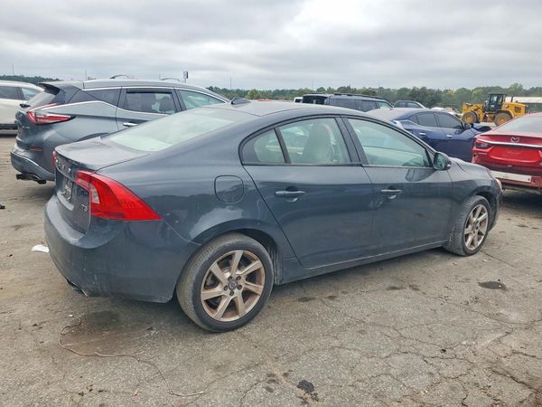 2015 VOLVO S60 Base (non R design) — PSRA