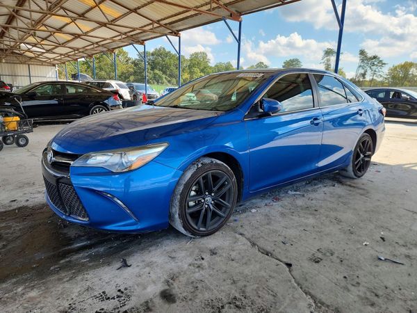 2016 TOYOTA CAMRY — DSFA — Front 3/4