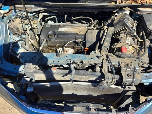 2015 HONDA CRV LX — Engine bay